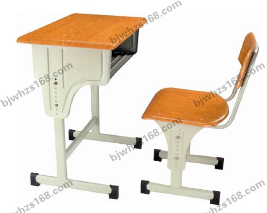點(diǎn)擊查看商品:課桌椅